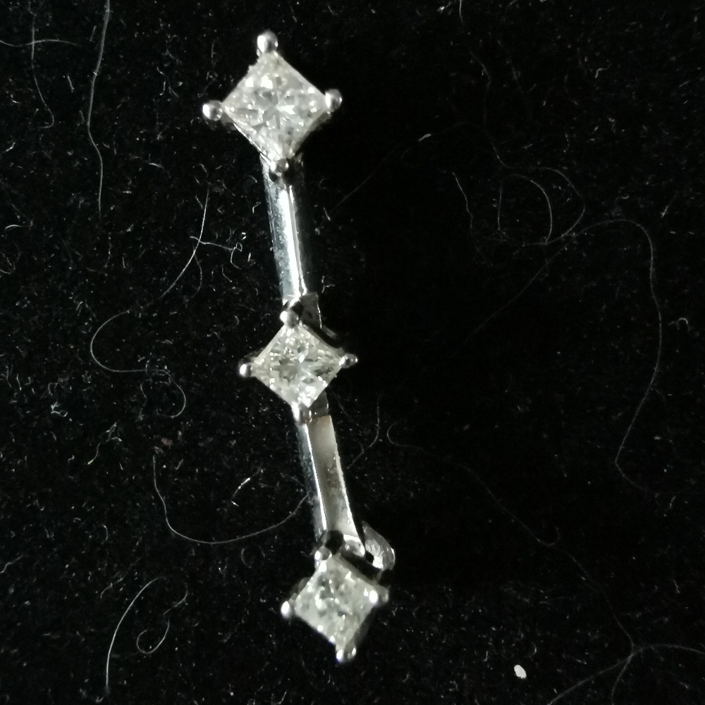 White gold pendant, 14k stamped white gold